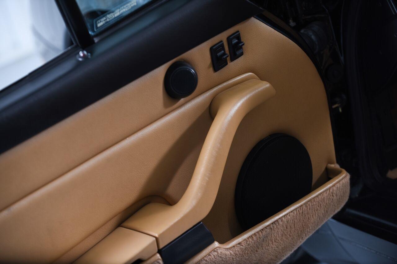 1995 Porsche 993 Carrera 2 Cabriolet 