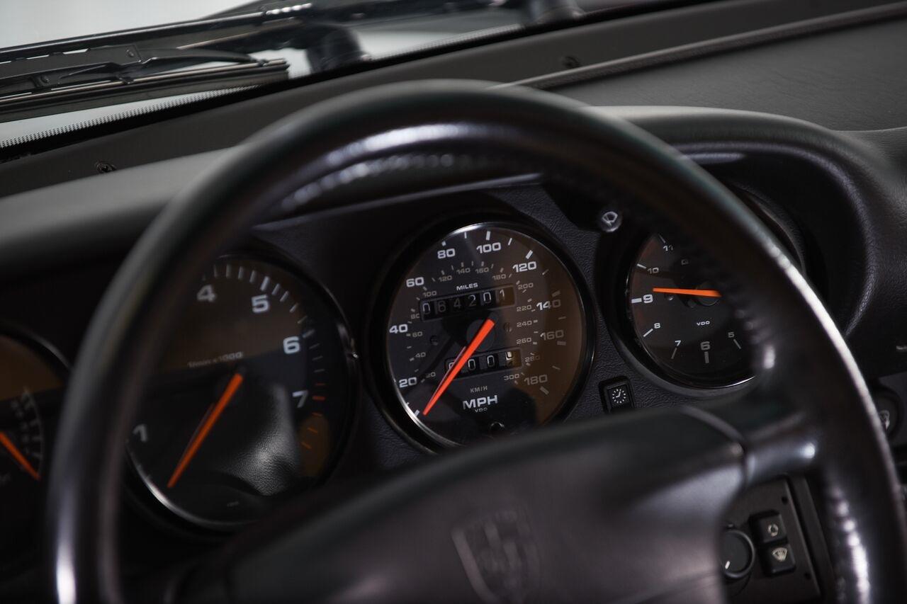 1995 Porsche 993 Carrera 2 Cabriolet 