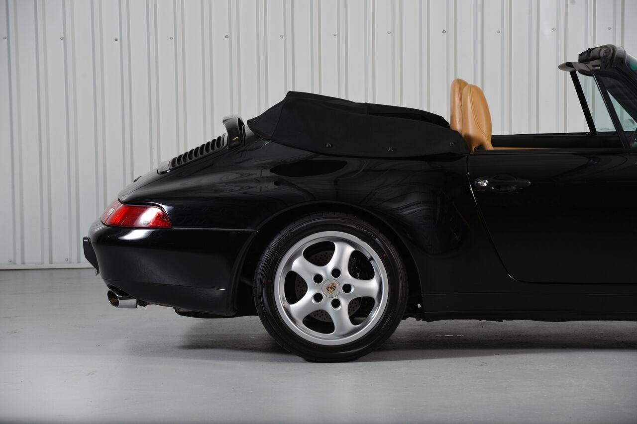 1995 Porsche 993 Carrera 2 Cabriolet 
