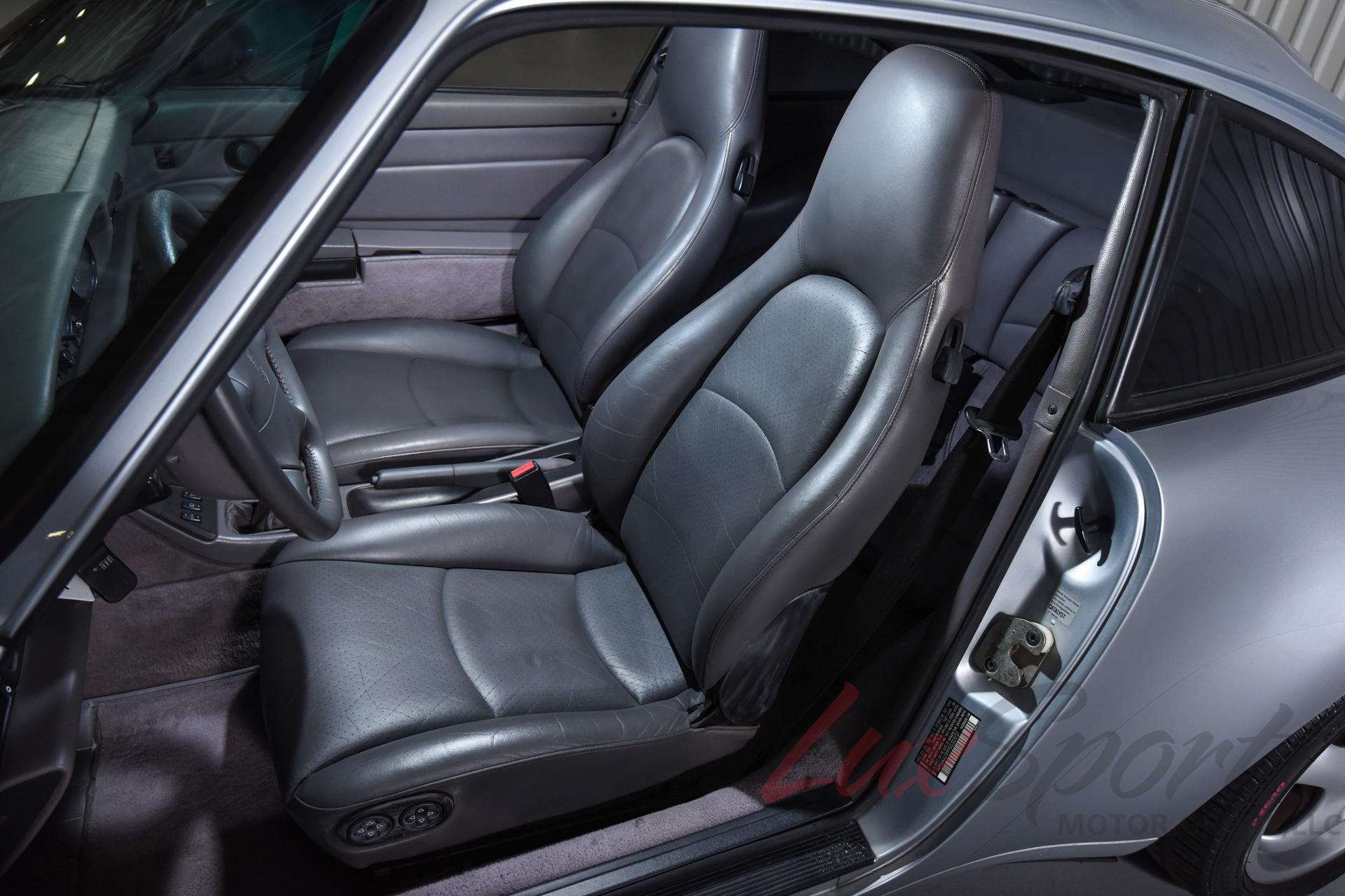 1995 Porsche 993 Carrera 2 Coupe 