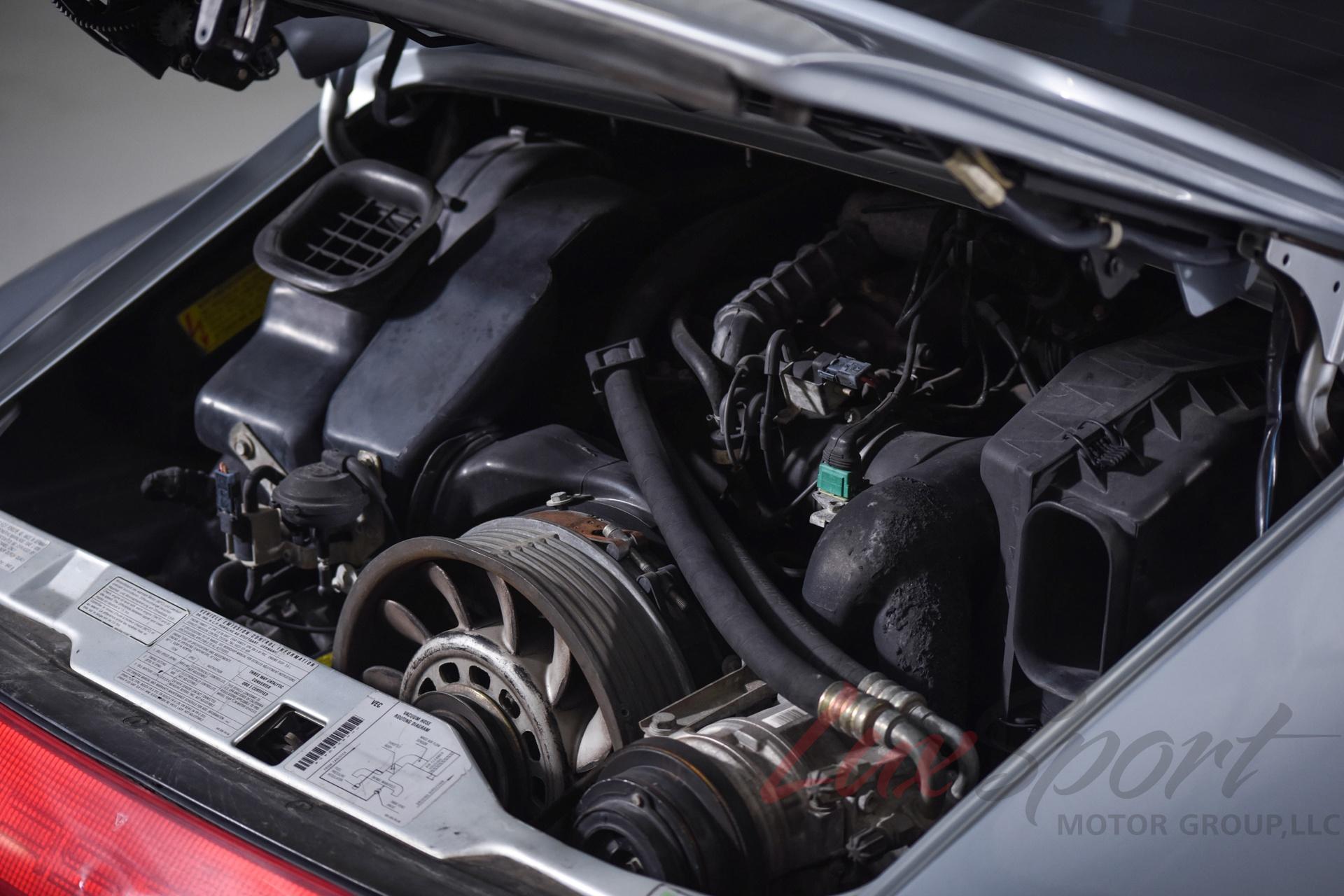 1995 Porsche 993 Carrera 2 Coupe 