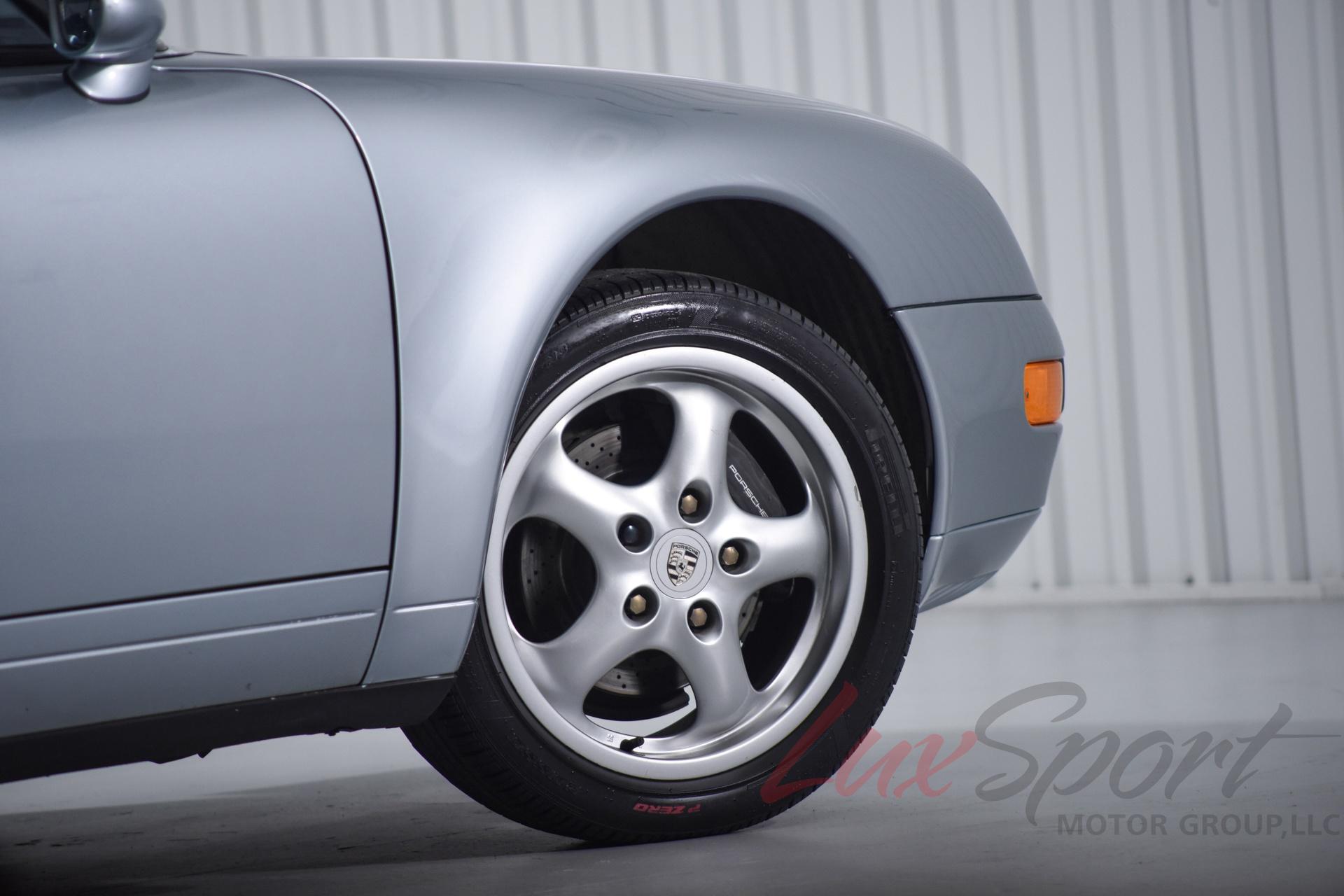 1995 Porsche 993 Carrera 2 Coupe 