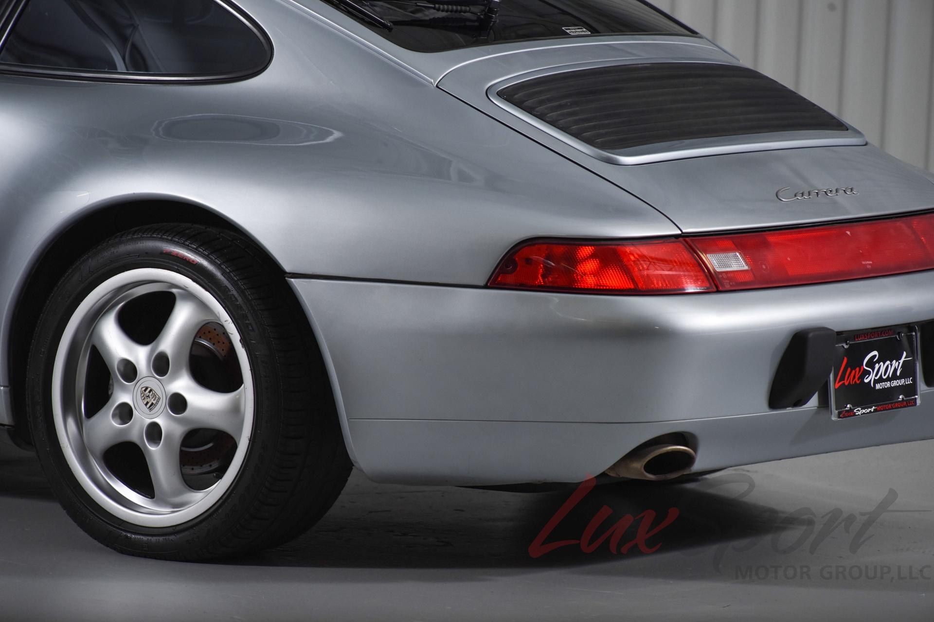 1995 Porsche 993 Carrera 2 Coupe 