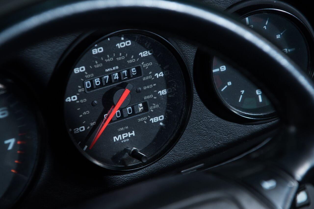 1991 Porsche 964 Carrera 4 Cabriolet Carrera 4