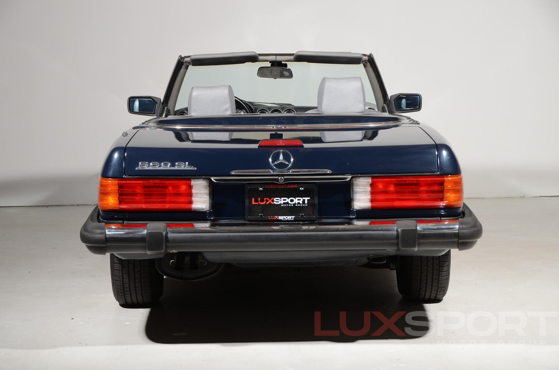 Used 1988 Mercedes-Benz 560 SL Roadster | Plainview, NY
