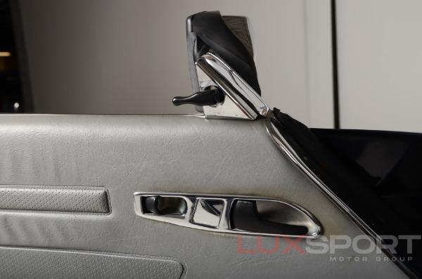 Used 1988 Mercedes-Benz 560 SL Roadster | Plainview, NY