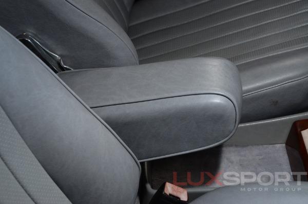 Used 1988 Mercedes-Benz 560 SL Roadster | Plainview, NY