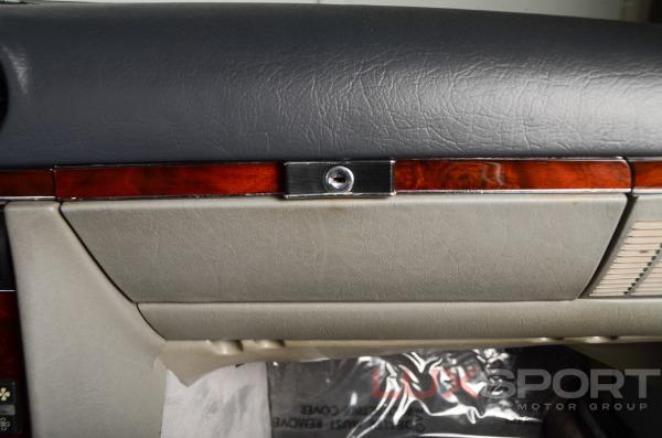 Used 1988 Mercedes-Benz 560 SL Roadster | Plainview, NY