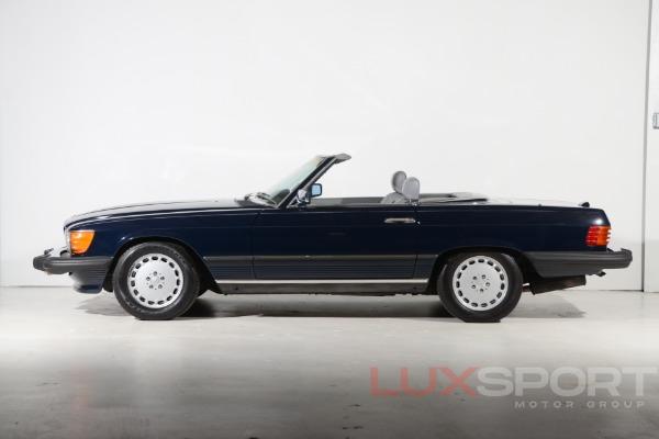 Used 1988 Mercedes-Benz 560 SL Roadster | Plainview, NY