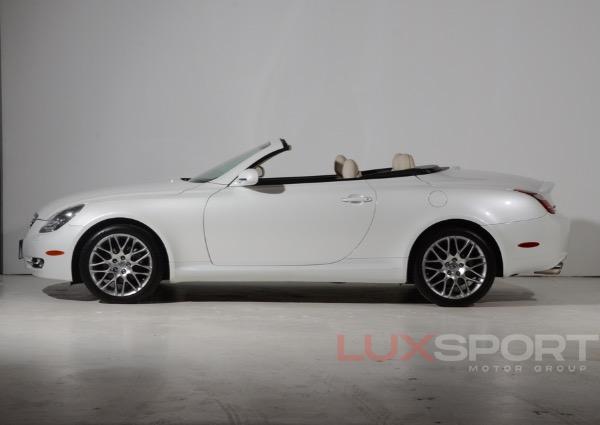Used 2007 Lexus SC 430  | Woodbury, NY