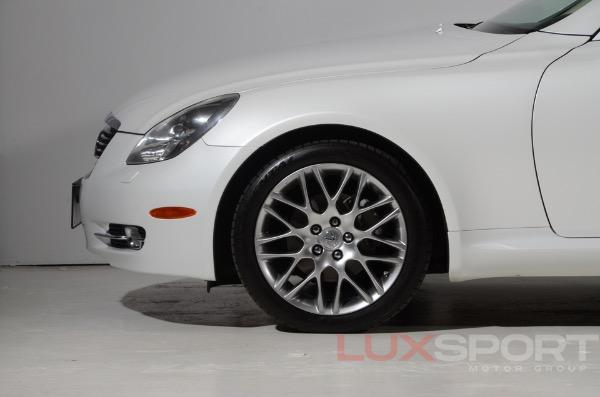 Used 2007 Lexus SC 430  | Woodbury, NY