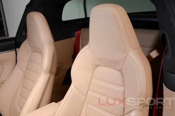 Used 2021 Porsche 911 Targa 4S | Woodbury, NY