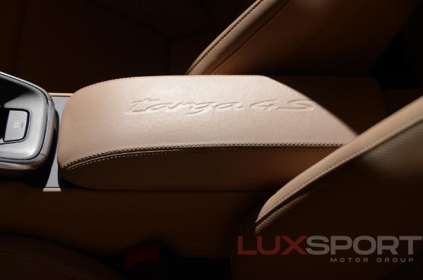 Used 2021 Porsche 911 Targa 4S | Woodbury, NY