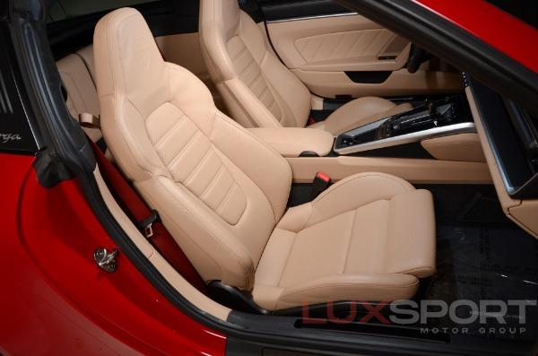Used 2021 Porsche 911 Targa 4S | Woodbury, NY