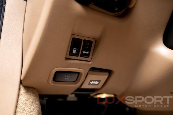 Used 2006 Lexus SC 430  | Woodbury, NY