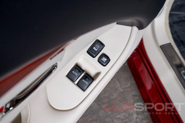 Used 2007 Lexus SC 430  | Woodbury, NY