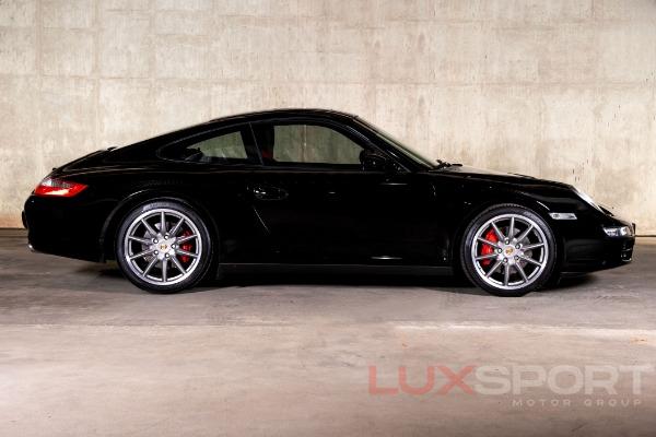 Used 2008 Porsche 911  | Woodbury, NY