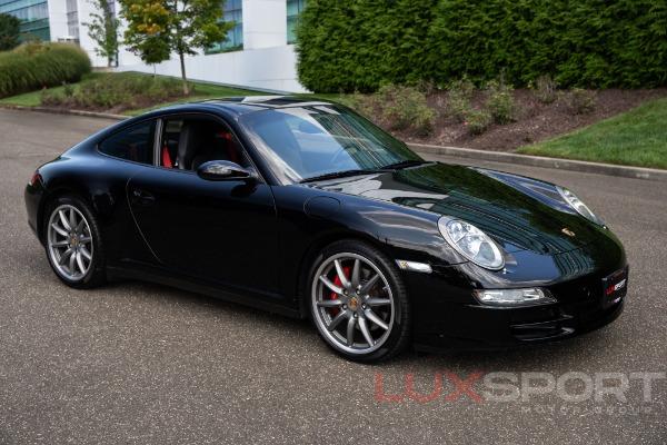 Used 2008 Porsche 911  | Woodbury, NY
