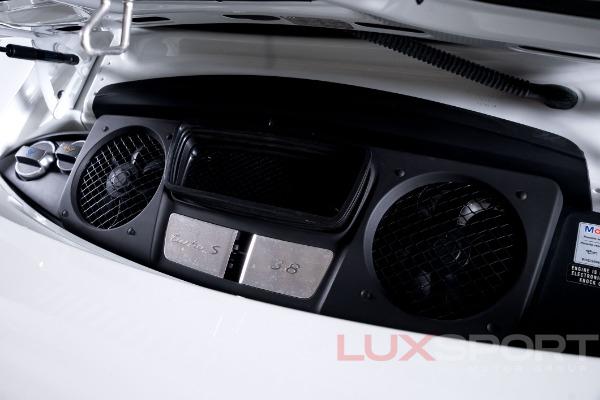 Used 2015 Porsche 911 Turbo S | Woodbury, NY