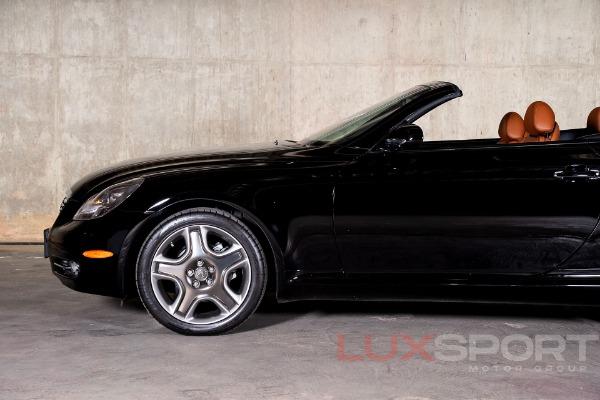 Used 2006 Lexus SC 430  | Woodbury, NY