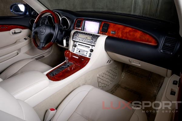 Used 2006 Lexus SC 430  | Woodbury, NY
