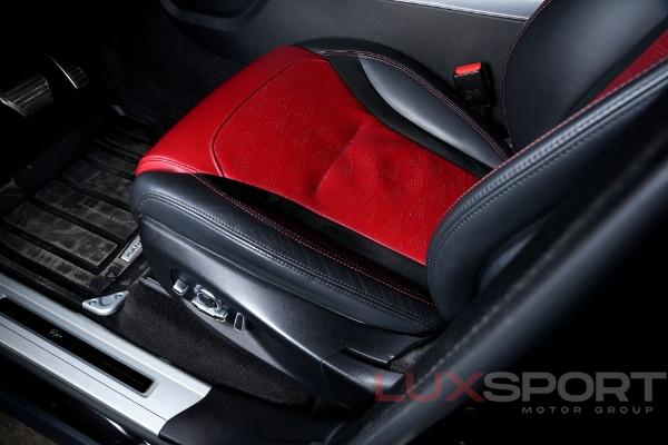 Used 2022 Land Rover Range Rover Sport SVR Carbon Edition | Woodbury, NY