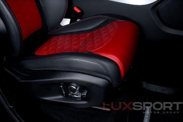 Used 2022 Land Rover Range Rover Sport SVR Carbon Edition | Woodbury, NY