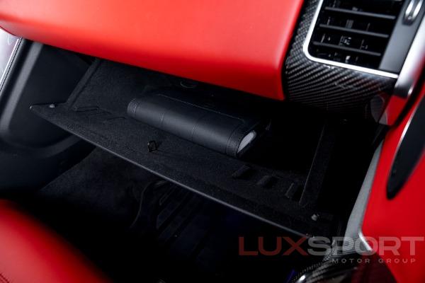 Used 2022 Land Rover Range Rover Sport SVR Carbon Edition | Woodbury, NY