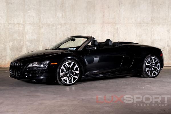 Used 2011 Audi R8 5.2 quattro Spyder | Woodbury, NY