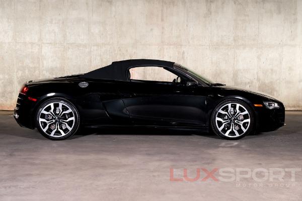 Used 2011 Audi R8 5.2 quattro Spyder | Woodbury, NY
