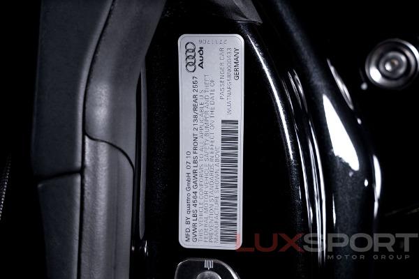 Used 2011 Audi R8 5.2 quattro Spyder | Woodbury, NY