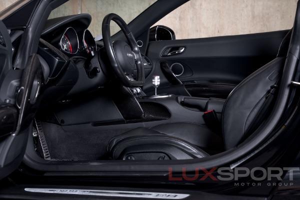 Used 2011 Audi R8 5.2 quattro Spyder | Woodbury, NY