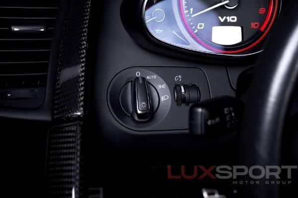 Used 2011 Audi R8 5.2 quattro Spyder | Woodbury, NY
