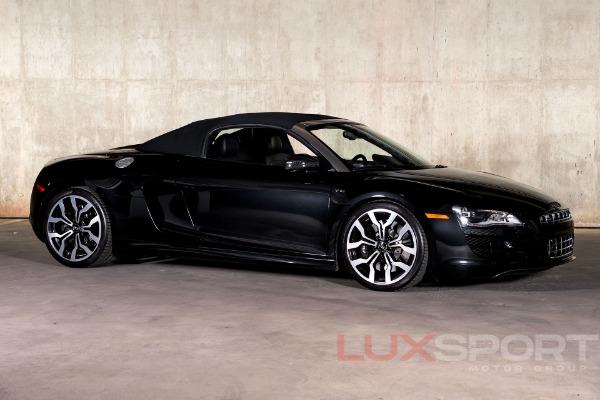 Used 2011 Audi R8 5.2 quattro Spyder | Woodbury, NY