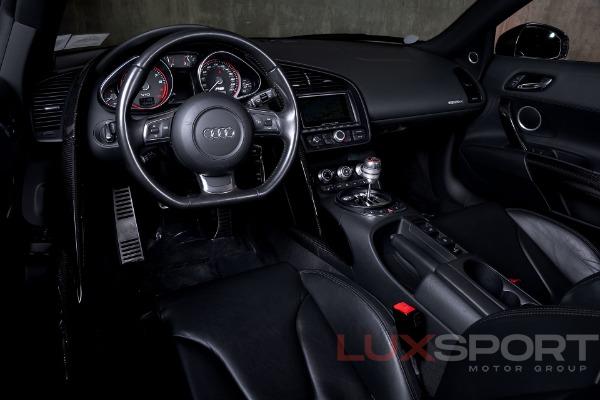 Used 2011 Audi R8 5.2 quattro Spyder | Woodbury, NY