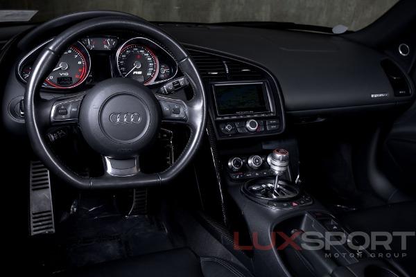 Used 2011 Audi R8 5.2 quattro Spyder | Woodbury, NY