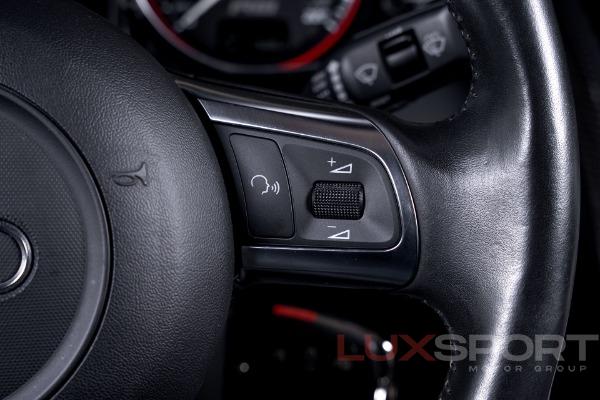 Used 2011 Audi R8 5.2 quattro Spyder | Woodbury, NY