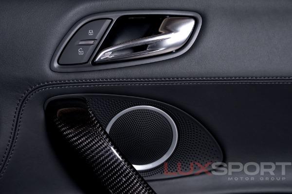 Used 2011 Audi R8 5.2 quattro Spyder | Woodbury, NY