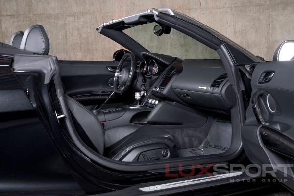Used 2011 Audi R8 5.2 quattro Spyder | Woodbury, NY