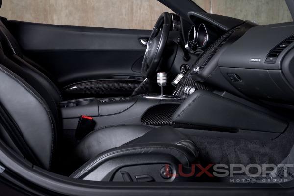 Used 2011 Audi R8 5.2 quattro Spyder | Woodbury, NY