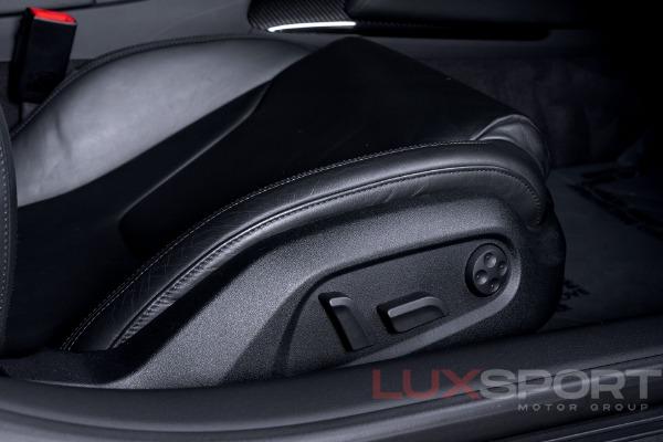 Used 2011 Audi R8 5.2 quattro Spyder | Woodbury, NY