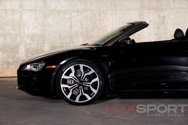 Used 2011 Audi R8 5.2 quattro Spyder | Woodbury, NY