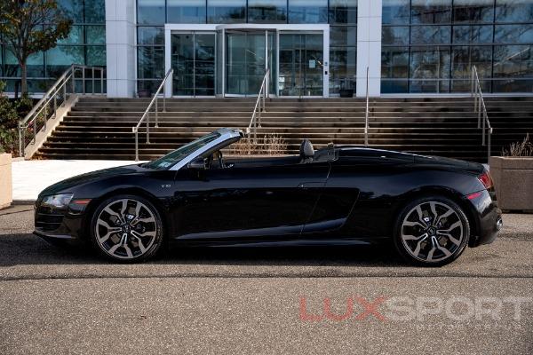 Used 2011 Audi R8 5.2 quattro Spyder | Woodbury, NY