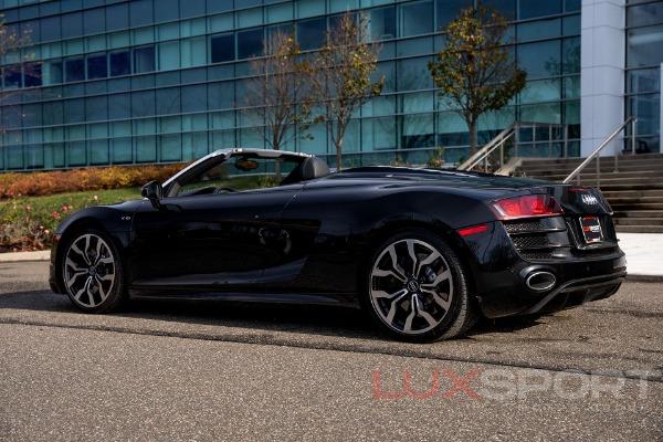 Used 2011 Audi R8 5.2 quattro Spyder | Woodbury, NY