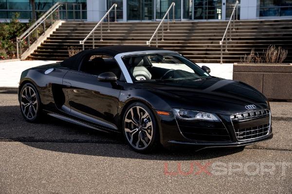 Used 2011 Audi R8 5.2 quattro Spyder | Woodbury, NY