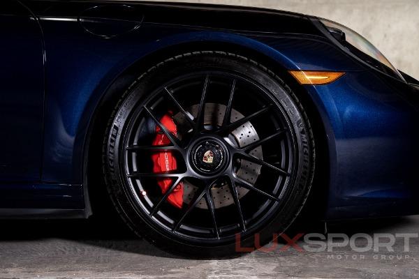 Used 2018 Porsche 911 Carrera 4 GTS | Woodbury, NY