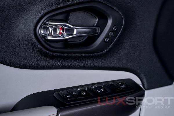 Used 2019 Jeep Cherokee Limited | Woodbury, NY
