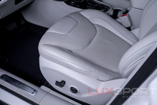 Used 2019 Jeep Cherokee Limited | Woodbury, NY