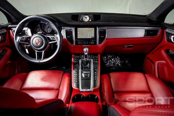 Used 2017 Porsche Macan Turbo w/Performance Package | Woodbury, NY