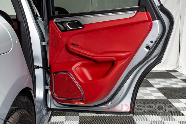 Used 2017 Porsche Macan Turbo w/Performance Package | Woodbury, NY